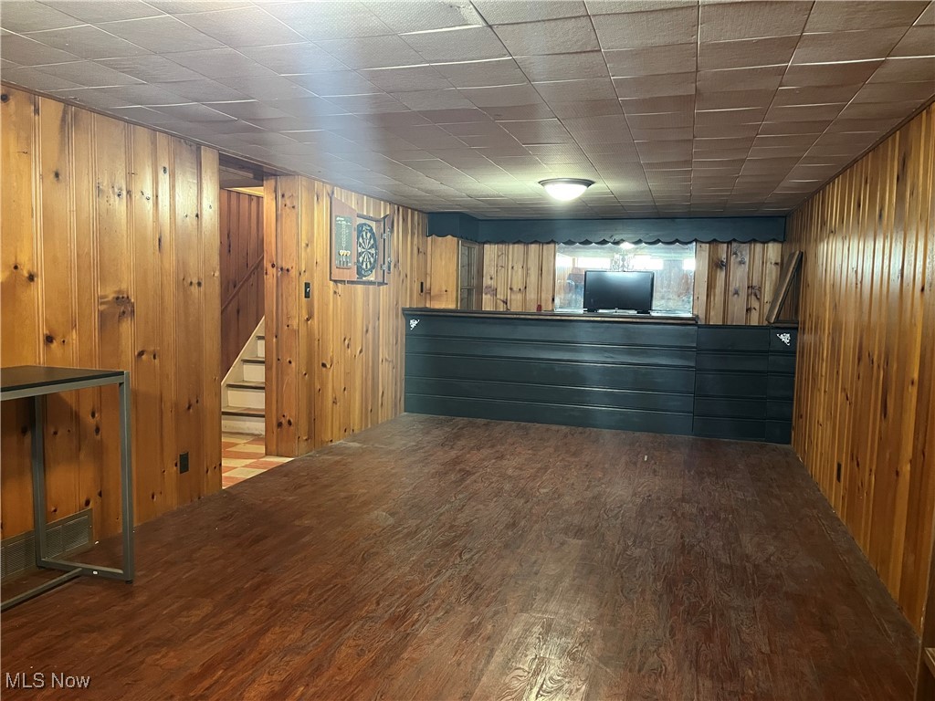 888 Richmond Road Lyndhurst, OH 44124 - Photo 19 of 26 Rec Room, Dart board stays.