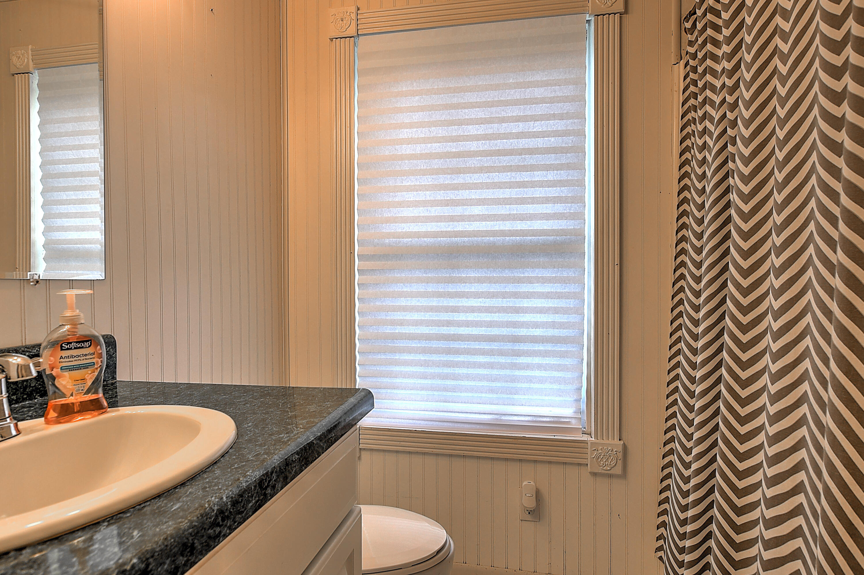 472 Pleasant Grove Road Bluff City, TN 37618 - Photo 18 of 31 472 Pleasant Grove-15