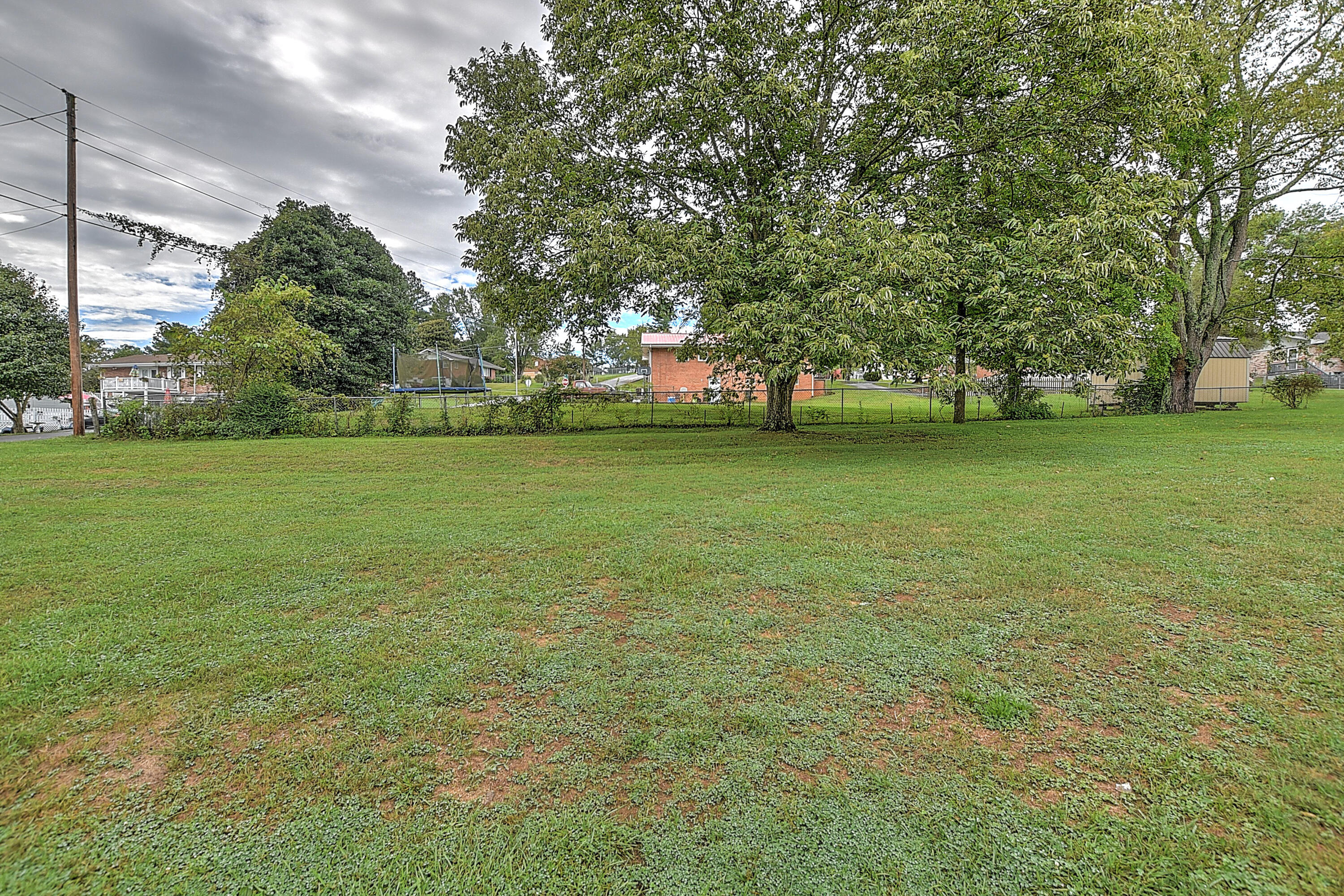 472 Pleasant Grove Road Bluff City, TN 37618 - Photo 28 of 31 472 Pleasant Grove-31