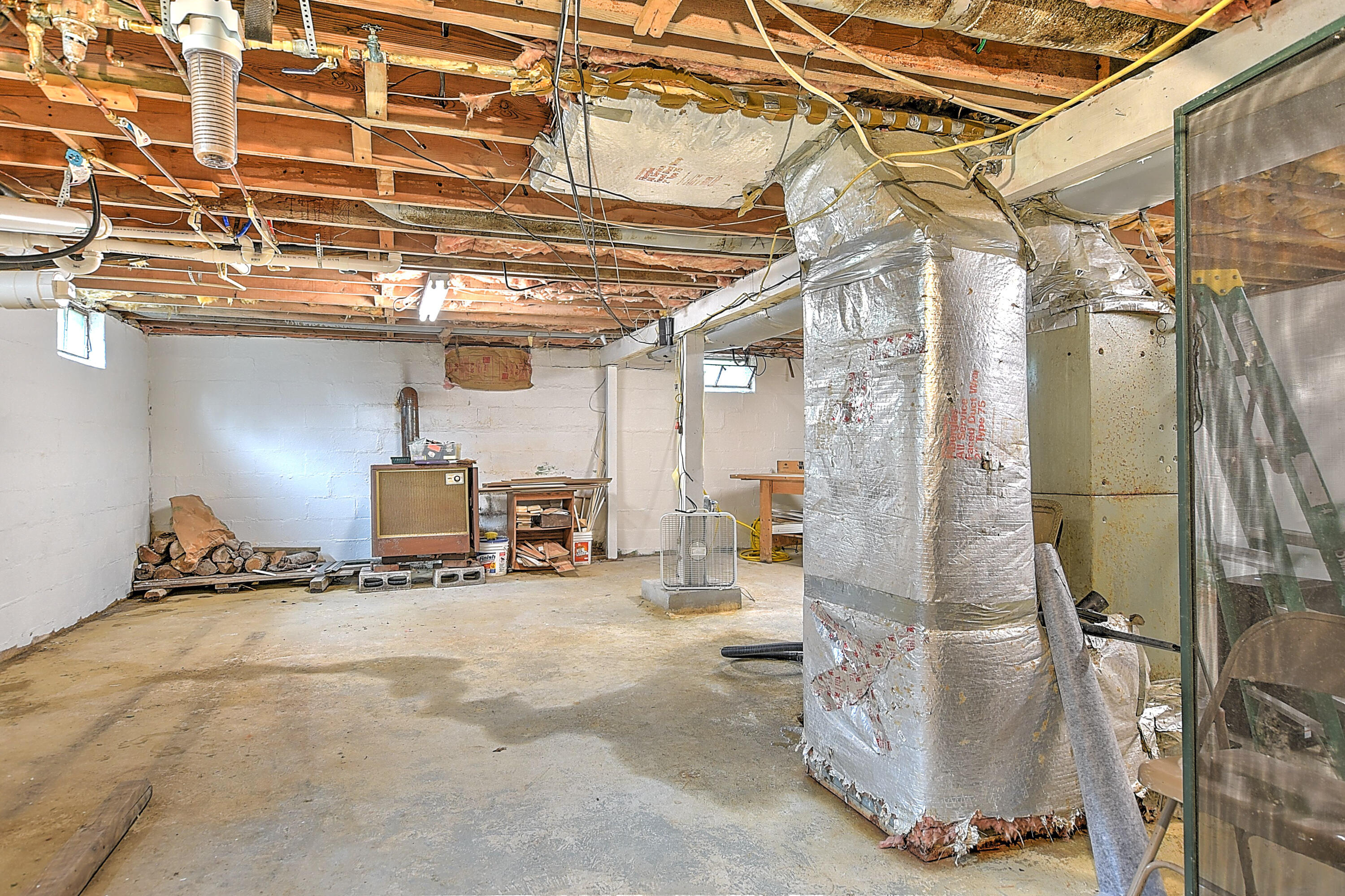 472 Pleasant Grove Road Bluff City, TN 37618 - Photo 29 of 31 472 Pleasant Grove-17