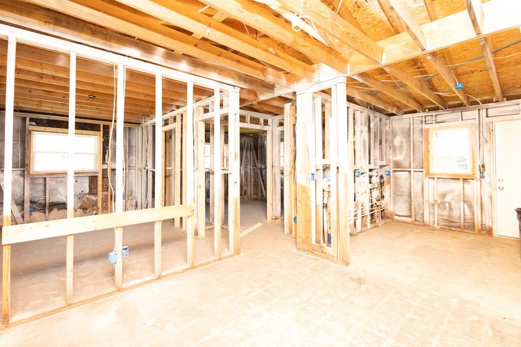 776 Terminal Court Columbus, GA 31906 - Photo 10 of 17 a view of a room with a large window