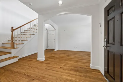 $750,000 | 1119 Banks Street, Houston, TX 77006