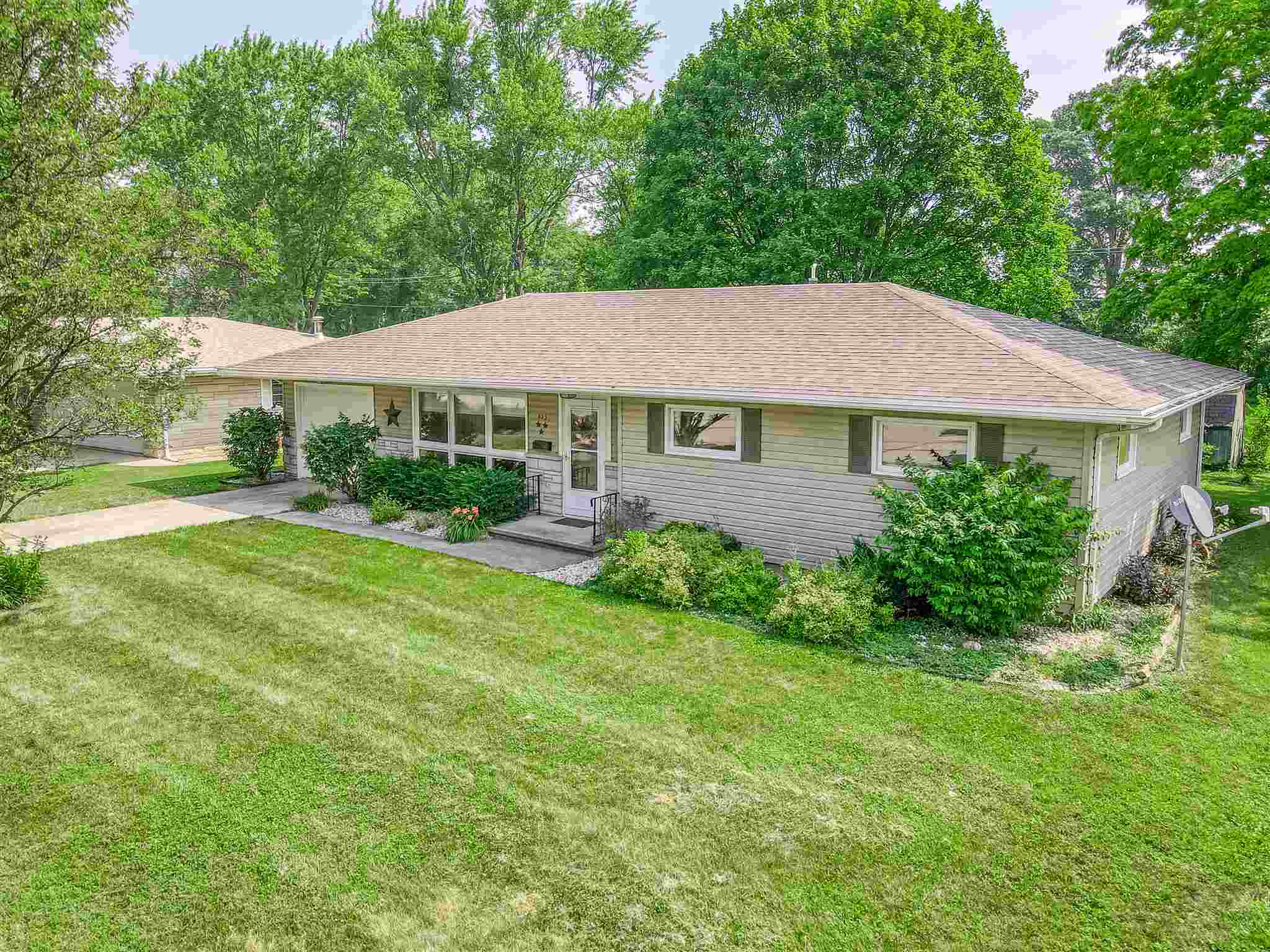 433 Stratton Way Decatur, IN 46733 - Photo 8 of 35