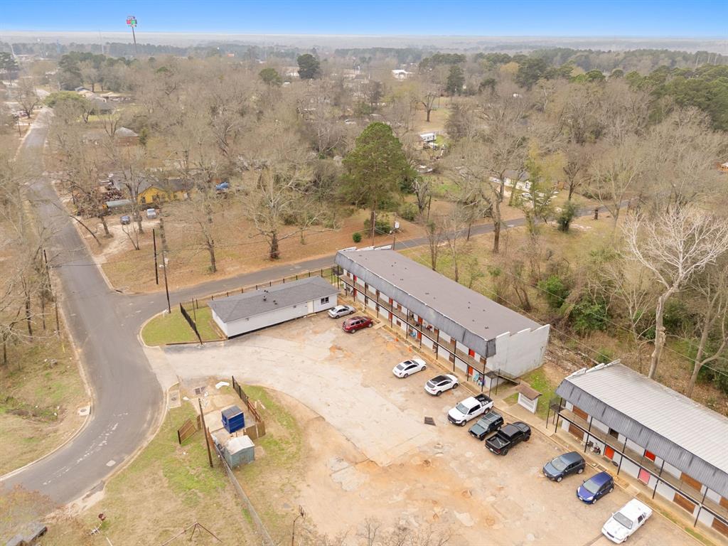 429 Johnson Street Longview, TX 75602 - Photo 23 of 26 a view of a terrace with sky view