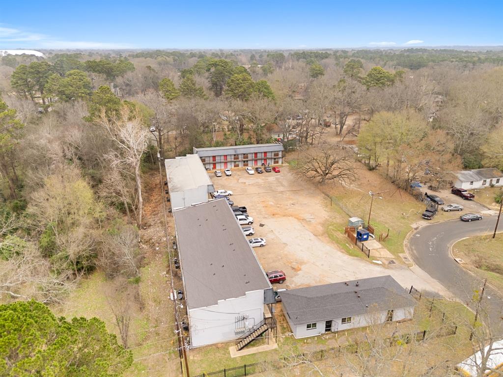429 Johnson Street Longview, TX 75602 - Photo 24 of 26 view of city and mountain view