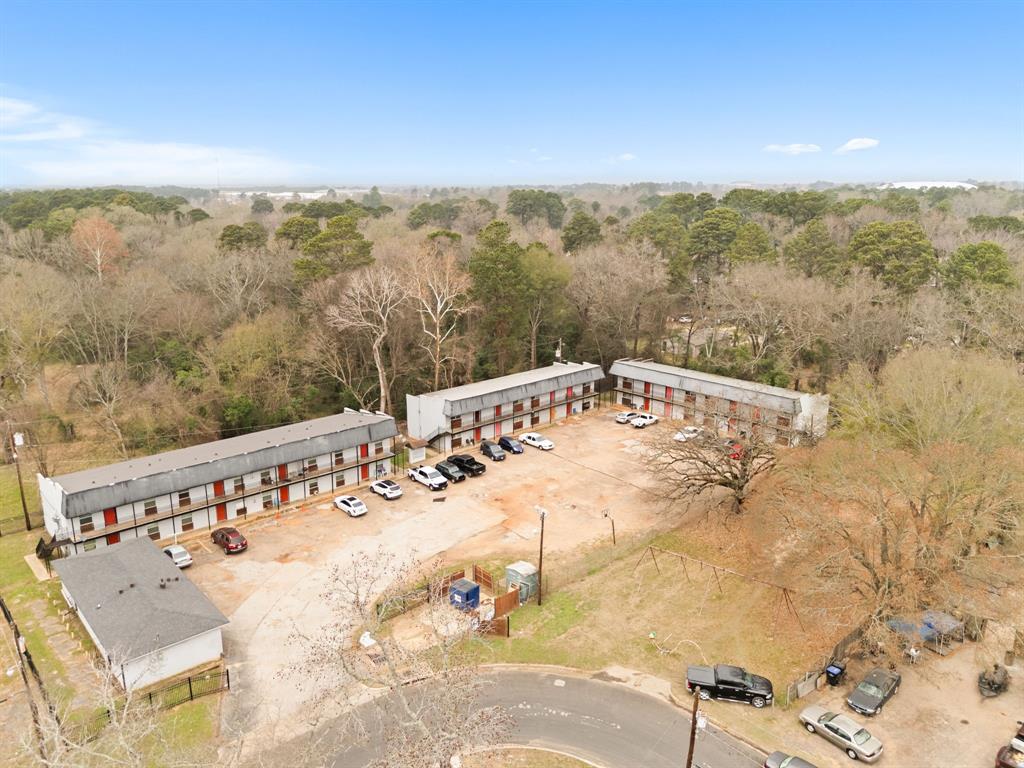 429 Johnson Street Longview, TX 75602 - Photo 3 of 26 a view of a ocean with a mountain view