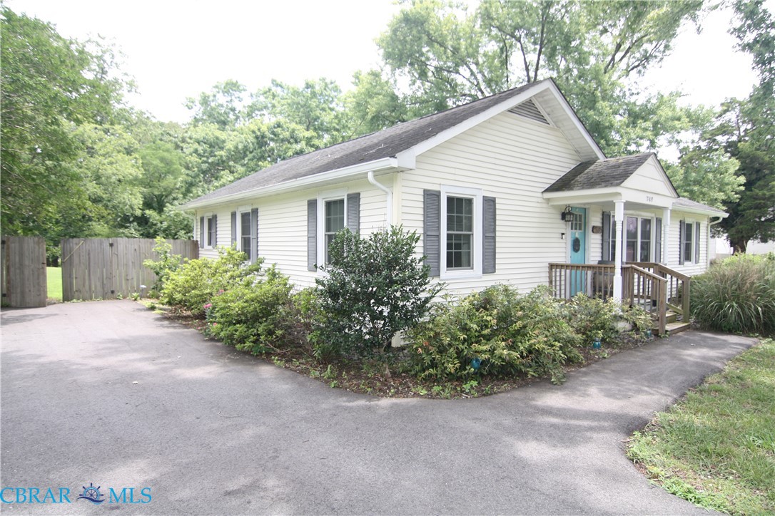 749 Johns Neck Road Weems, VA 22576 - Photo 2 of 43