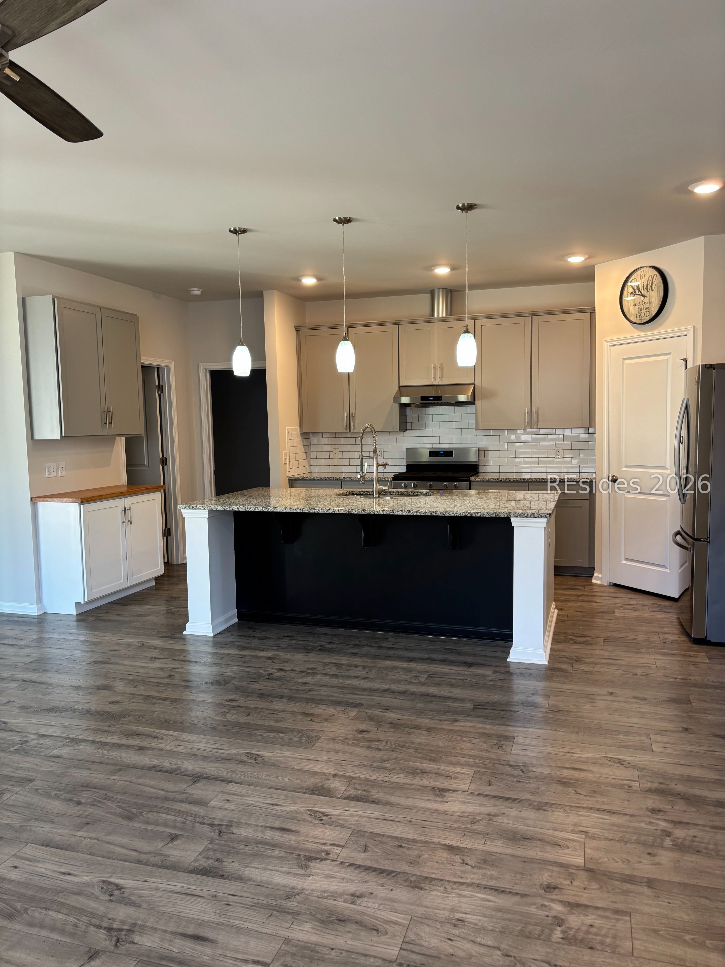 469 Rye Creek Circle Bluffton, SC 29909 - Photo 18 of 33 Center Island