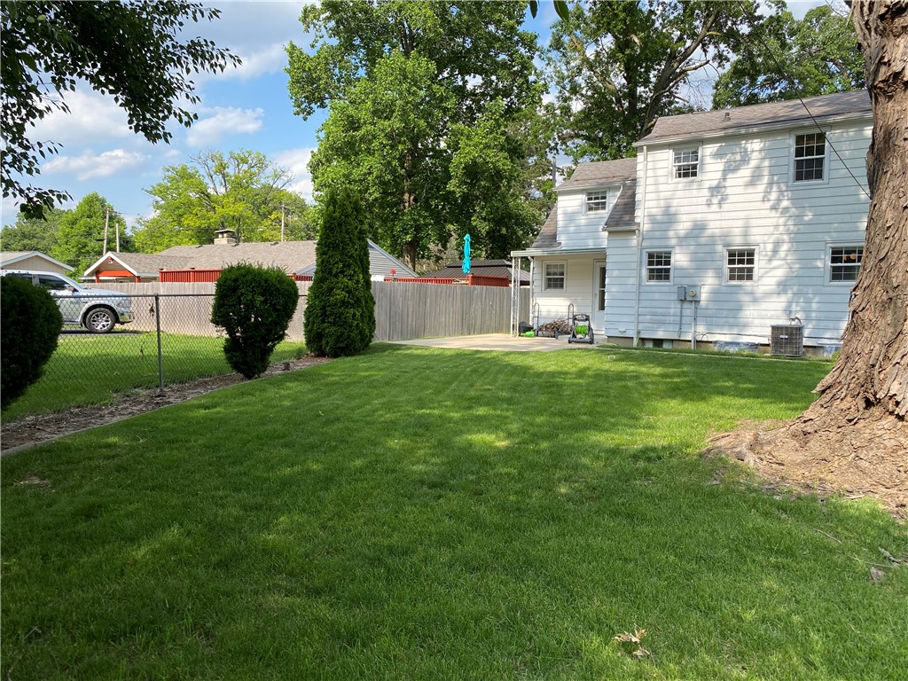 1020 11th Street Charleston, IL 61920 - Photo 37 of 42