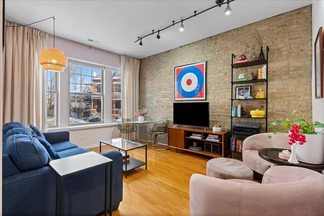 $325,000 | 2476 North Albany Avenue, Unit 1, Chicago, IL 60647