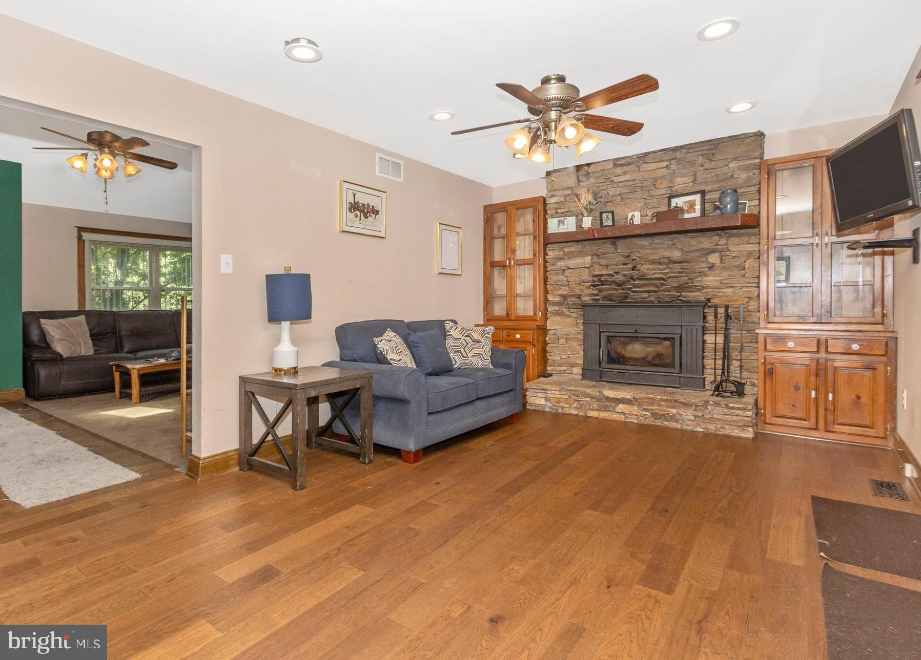 4702 Gross Mill Road Hampstead, MD 21074 - Photo 4 of 34 Family Room