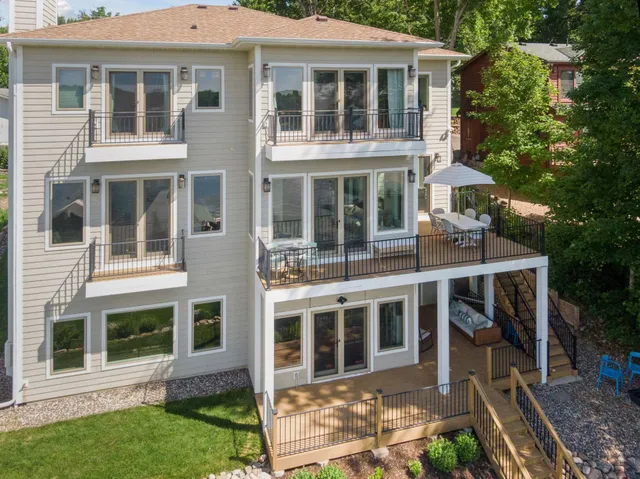 $2,400,000 | 6001 Ridgewood Road, Mound, MN 55364