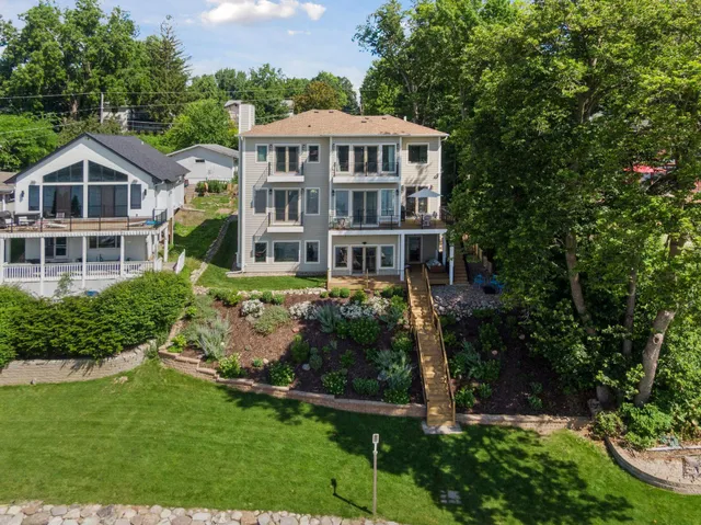 $2,400,000 | 6001 Ridgewood Road, Mound, MN 55364