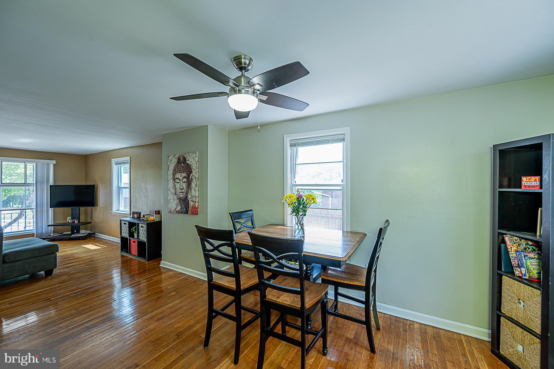 6808 Queens Ferry Road Baltimore, MD 21239 - Photo 8 of 32 Interior
