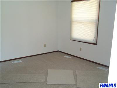 1709 S Road Garrett, IN 46738 - Photo 4 of 7 Gallery Image 4
