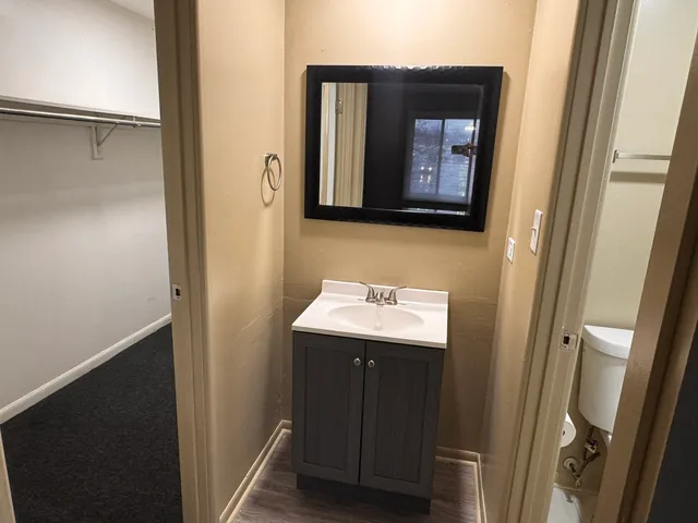 $139,000 | 19408 Lake Shore Drive, Unit 4N, Lynwood, IL 60411