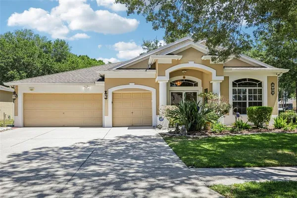 $515,000 | 1901 Heartland Circle, Valrico, FL 33594