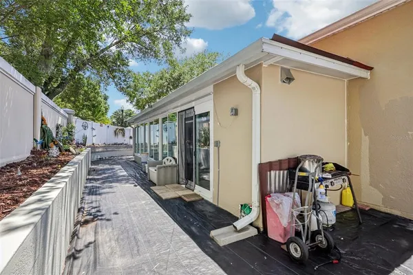 $515,000 | 1901 Heartland Circle, Valrico, FL 33594