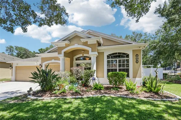 $515,000 | 1901 Heartland Circle, Valrico, FL 33594