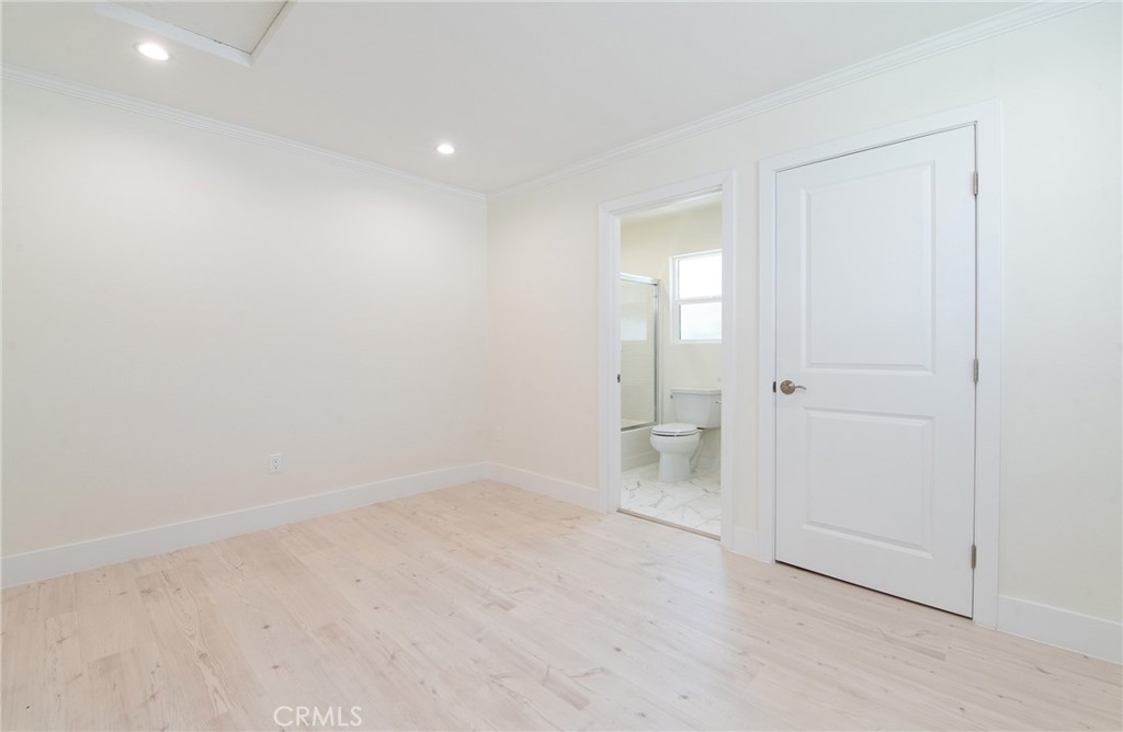 11831 Pomering Road, Unit B Downey, CA 90241 - Photo 4 of 19