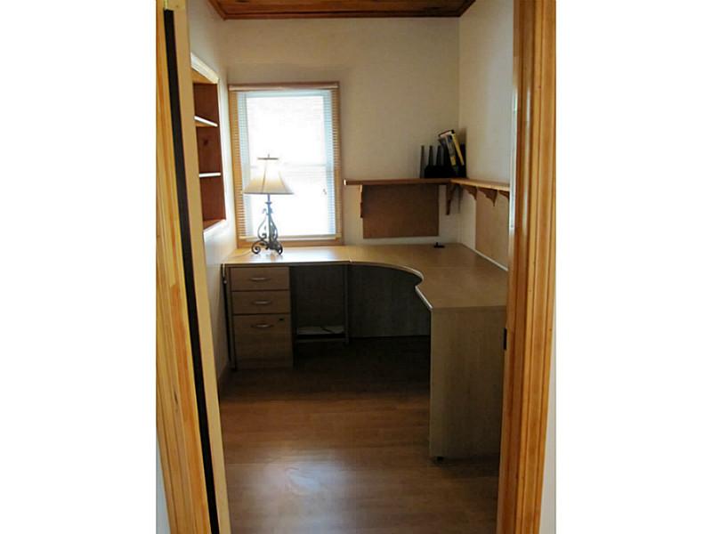 46 S Road Exeter, RI 02822 - Photo 19 of 25 Studio/Study/Office.