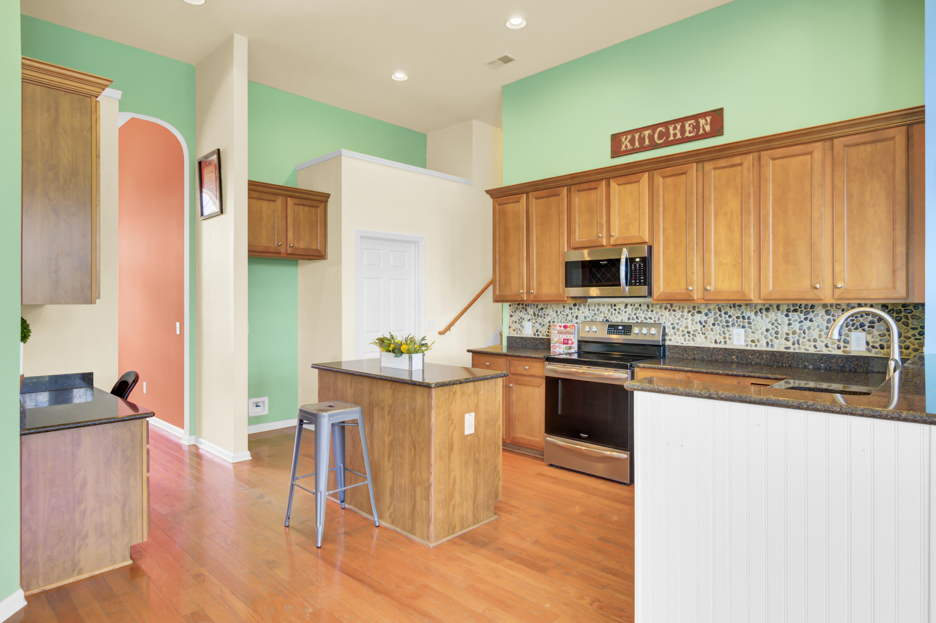 302 Owl Watch Way Moncks Corner, SC 29461 - Photo 15 of 49 (15)