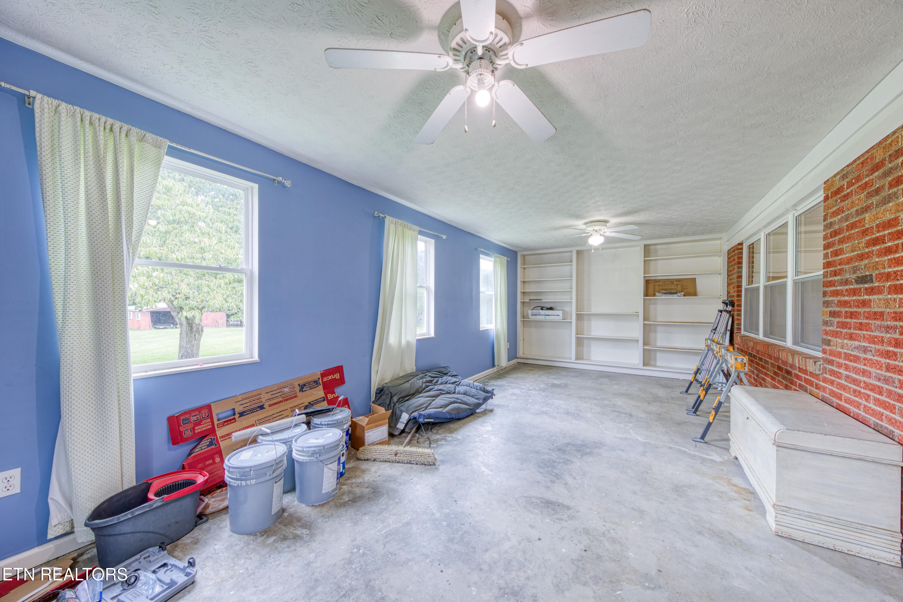 5130 Luttrell Road Knoxville, TN 37918 - Photo 13 of 25 0H3A2451_110