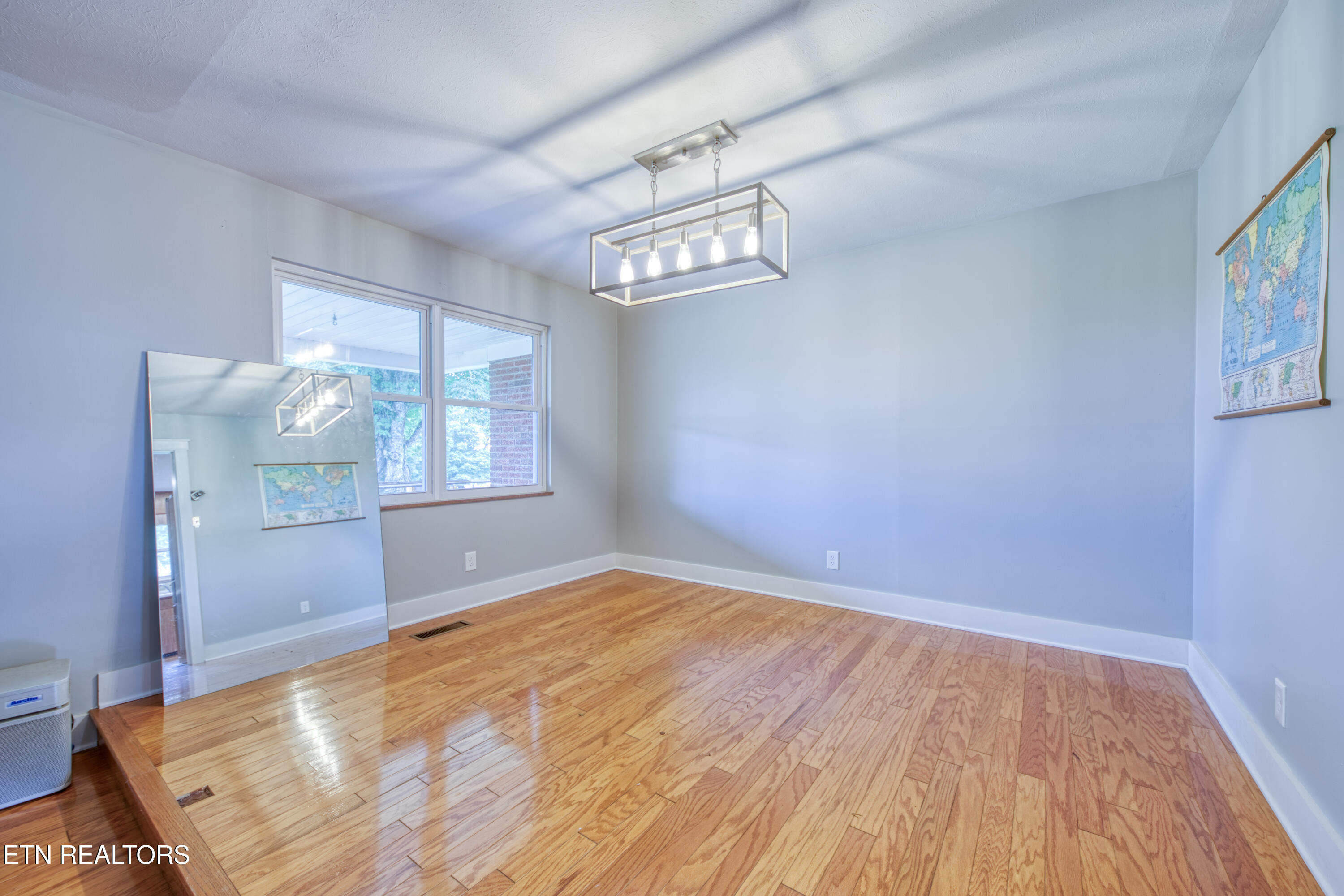 5130 Luttrell Road Knoxville, TN 37918 - Photo 8 of 25 0H3A2447_109