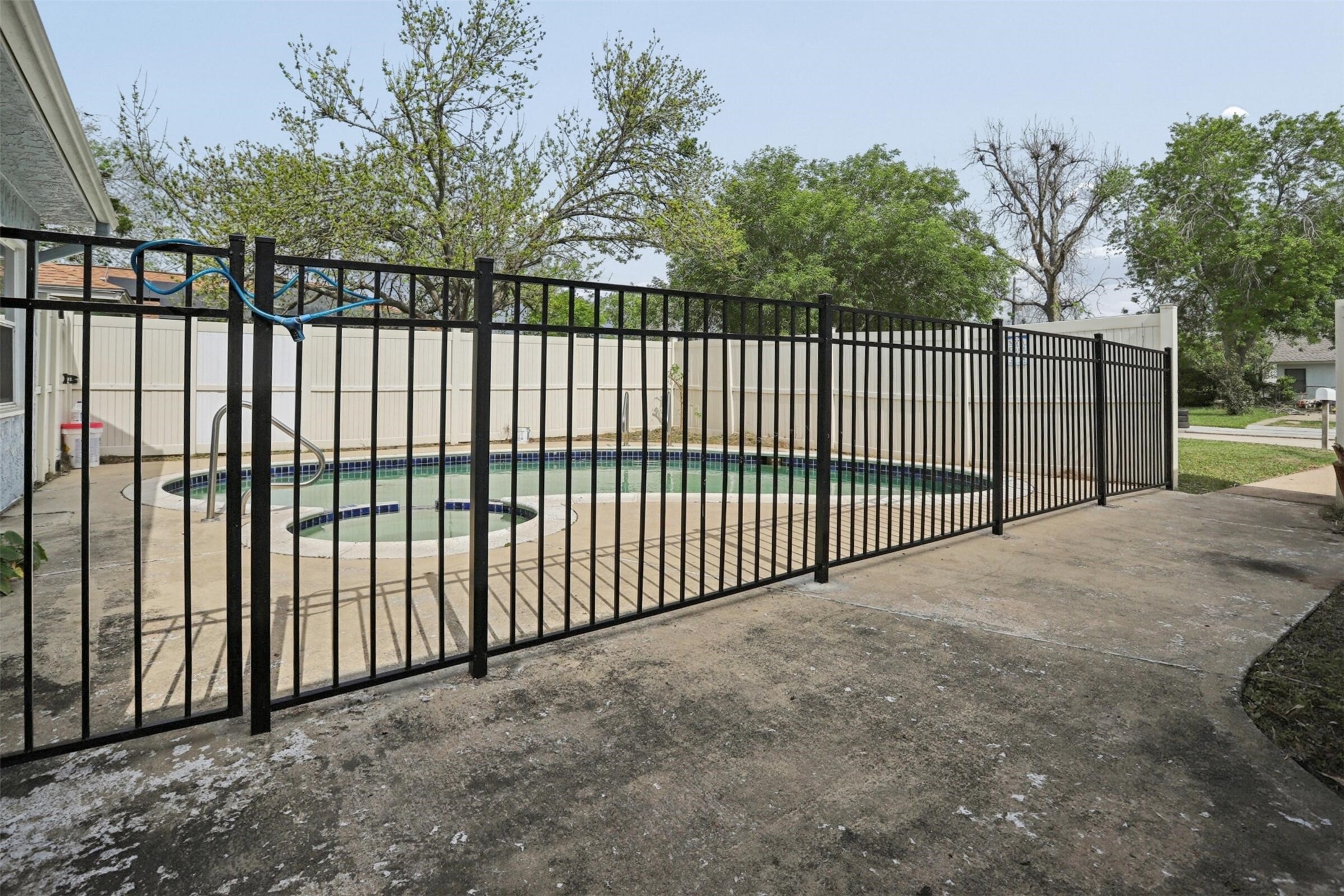 1739 West 7th Street Freeport, TX 77541 - Photo 6 of 13