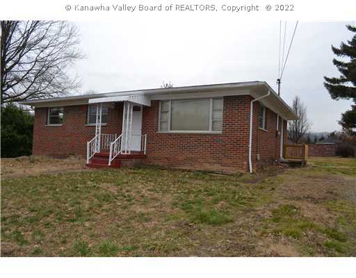 1421 Strawberry Road St. Albans, WV 25177 - Photo 1 of 11 Exterior Front.