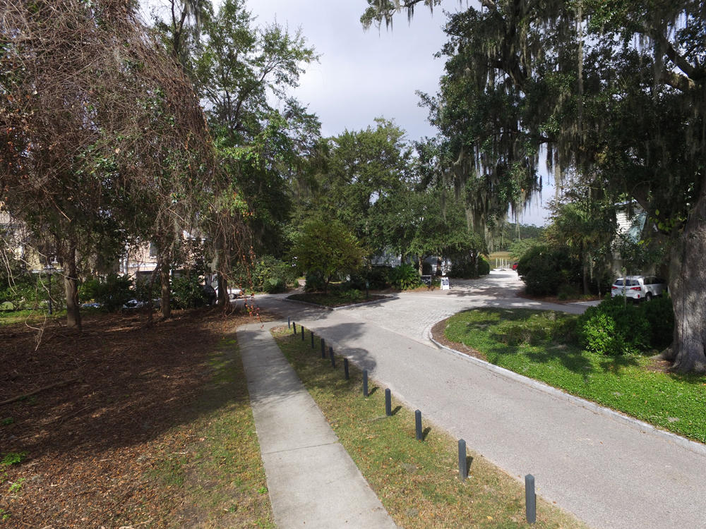 45 Saturday Road Mount Pleasant, SC 29464 - Photo 3 of 9 Image 9