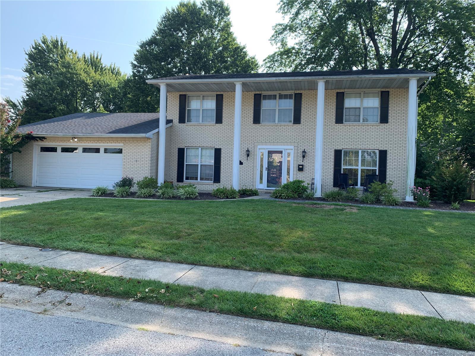 910 Reiss Road O'Fallon, IL 62269 - Photo 3 of 17