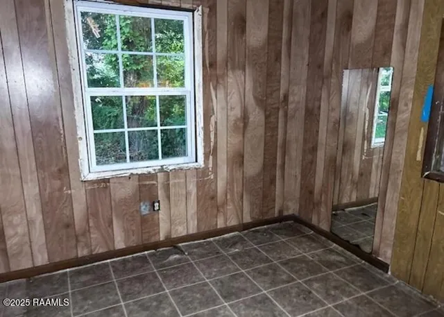 $48,900 | 405 Johnston Street, New Iberia, LA 70560