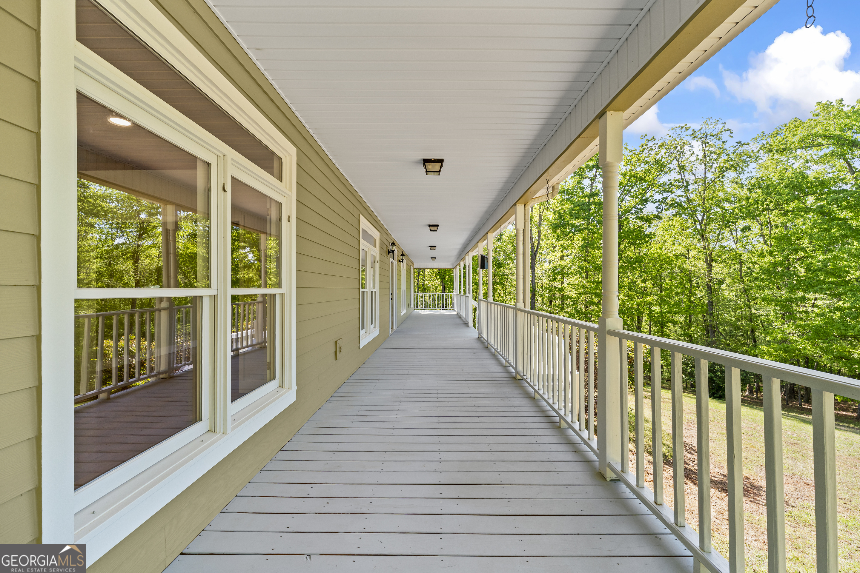 920 Yeoman Lake Road Clarkesville, GA 30523 - Photo 13 of 95
