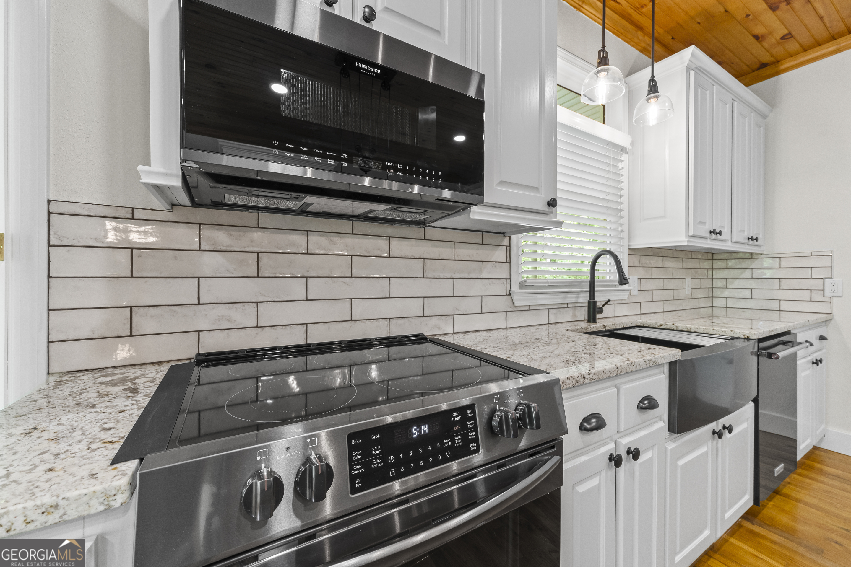 920 Yeoman Lake Road Clarkesville, GA 30523 - Photo 26 of 95