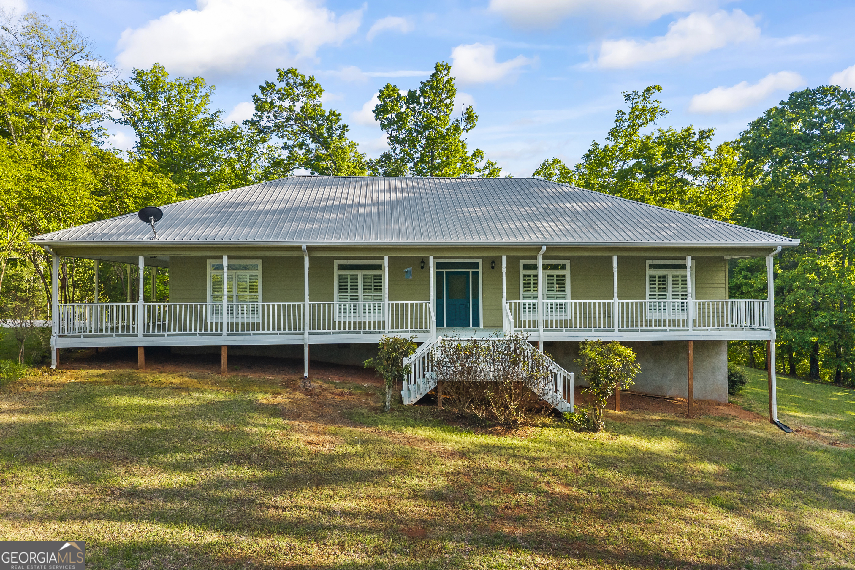 920 Yeoman Lake Road Clarkesville, GA 30523 - Photo 4 of 95