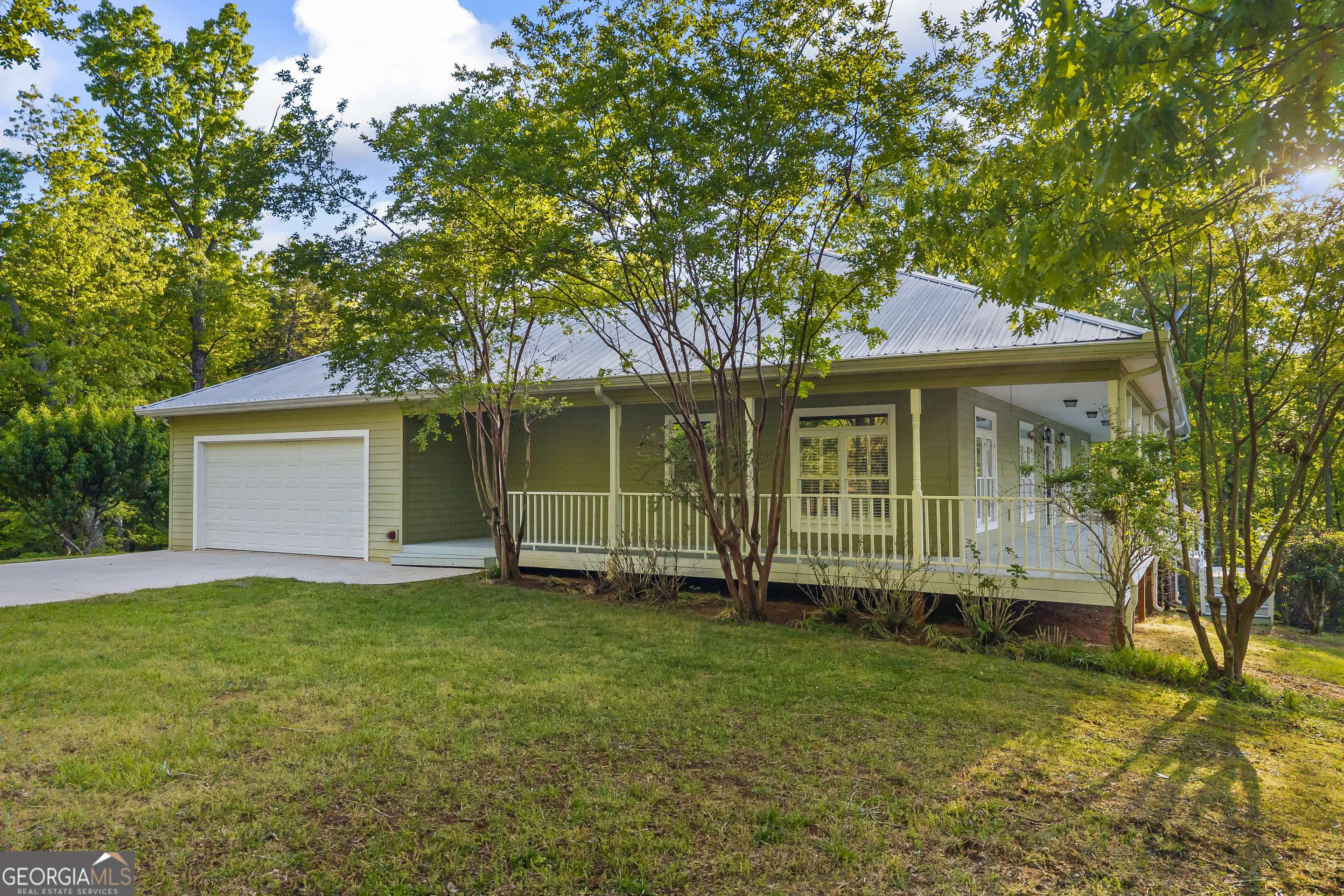 920 Yeoman Lake Road Clarkesville, GA 30523 - Photo 5 of 95