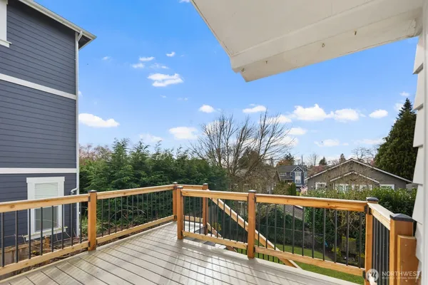 $3,950 | 4731 49th Avenue Northeast, Seattle, WA 98105