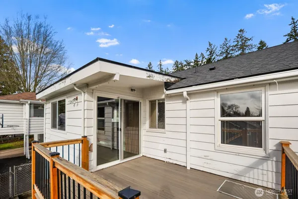 $3,950 | 4731 49th Avenue Northeast, Seattle, WA 98105