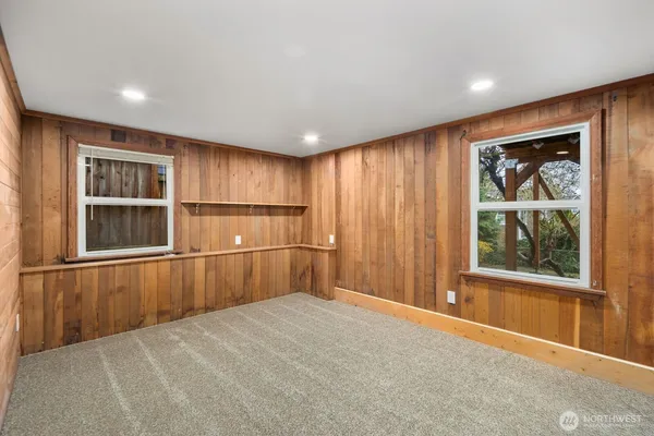 $3,950 | 4731 49th Avenue Northeast, Seattle, WA 98105