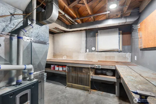 $3,950 | 4731 49th Avenue Northeast, Seattle, WA 98105