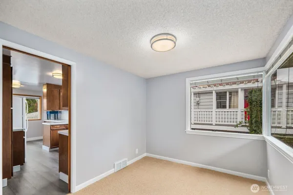 $3,950 | 4731 49th Avenue Northeast, Seattle, WA 98105