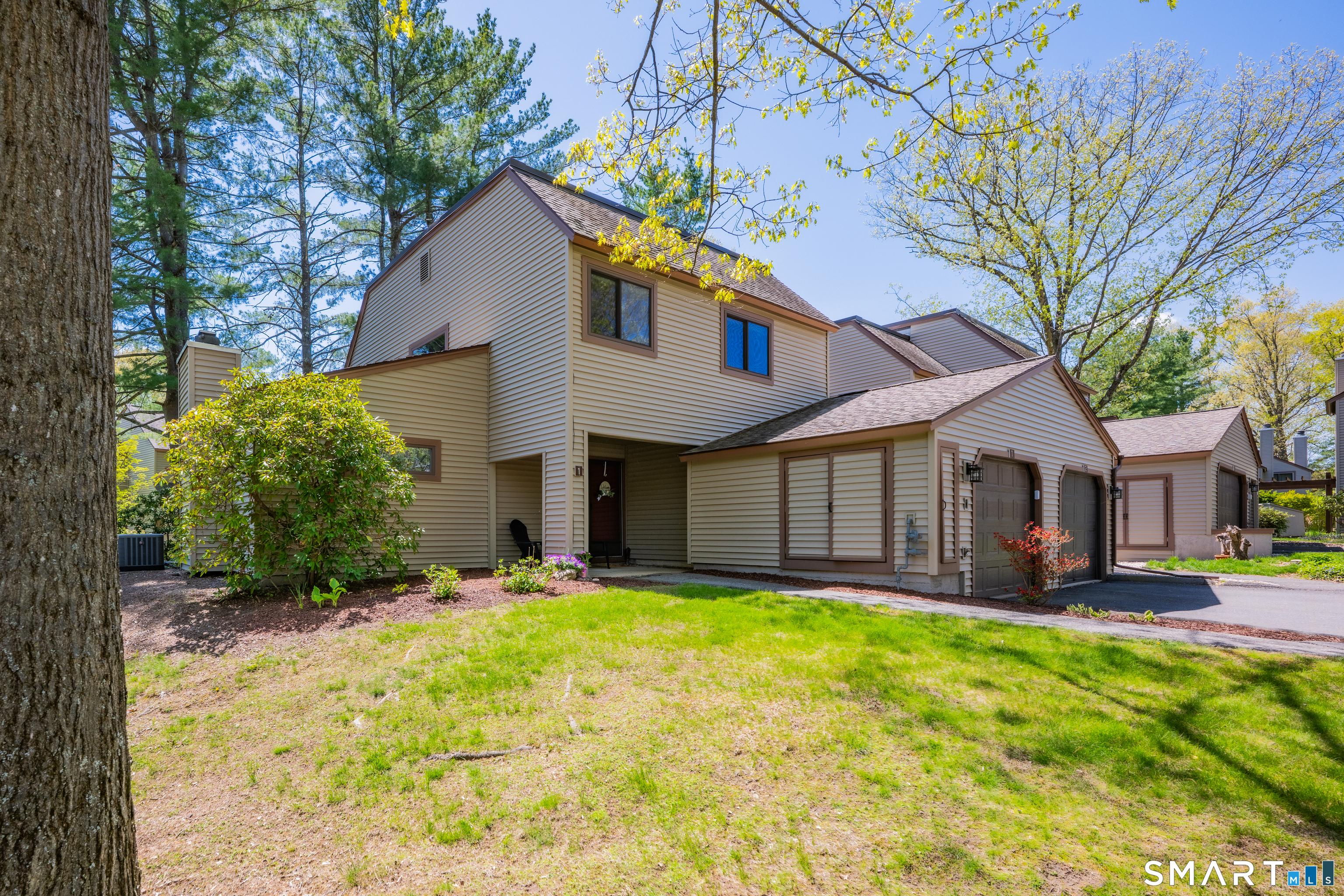 1 Maple Lane, Unit 1 Avon, CT 06001 - Photo 2 of 30