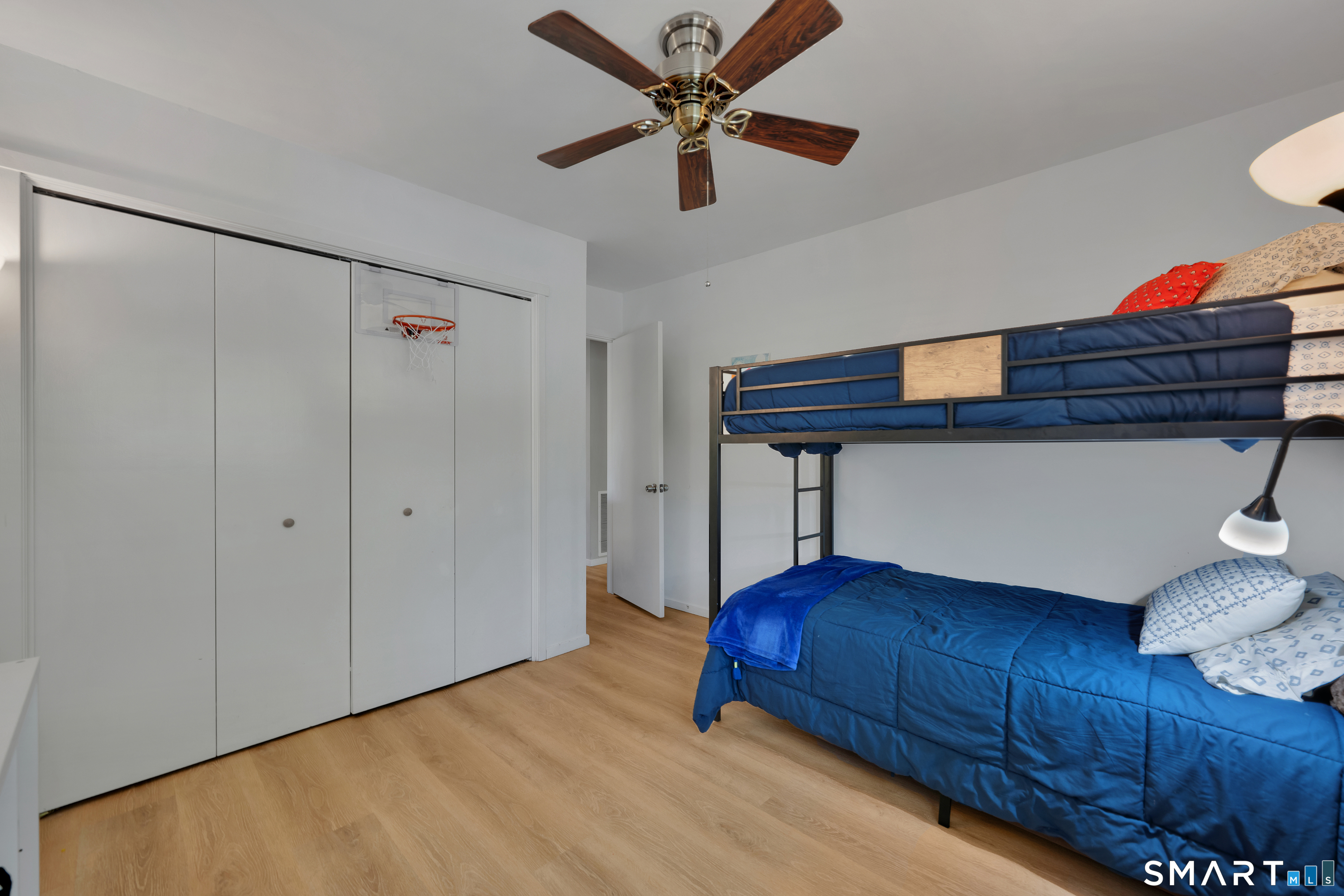 1 Maple Lane, Unit 1 Avon, CT 06001 - Photo 24 of 30