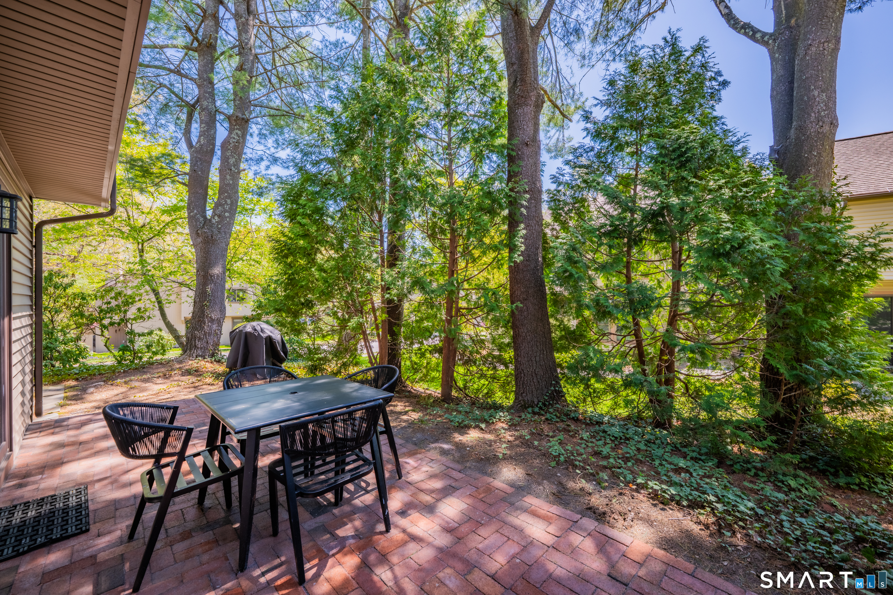 1 Maple Lane, Unit 1 Avon, CT 06001 - Photo 26 of 30