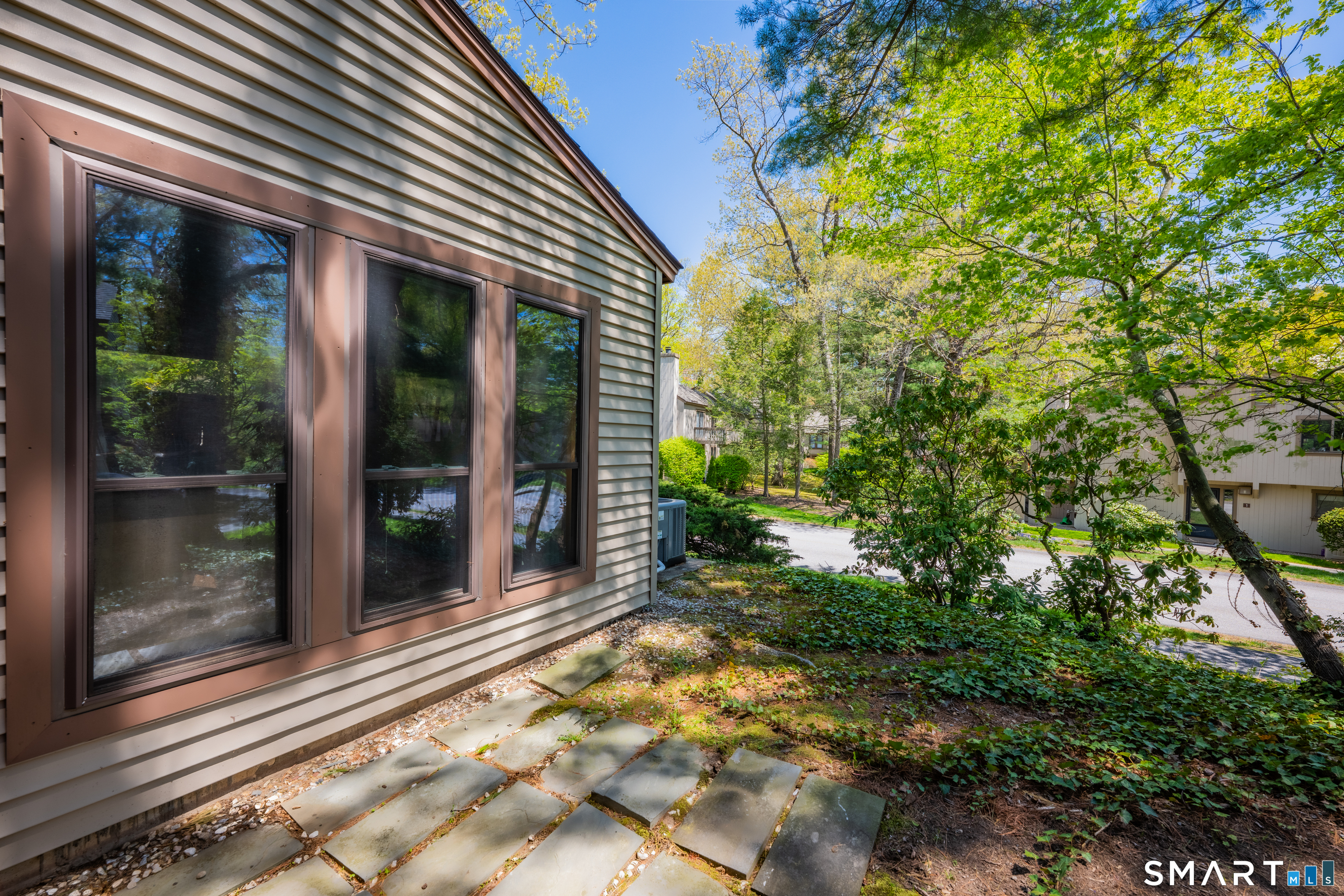 1 Maple Lane, Unit 1 Avon, CT 06001 - Photo 28 of 30