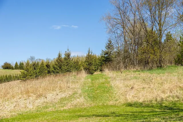 $949,900 | W1349 Hurlburt, Canton, WI 54755