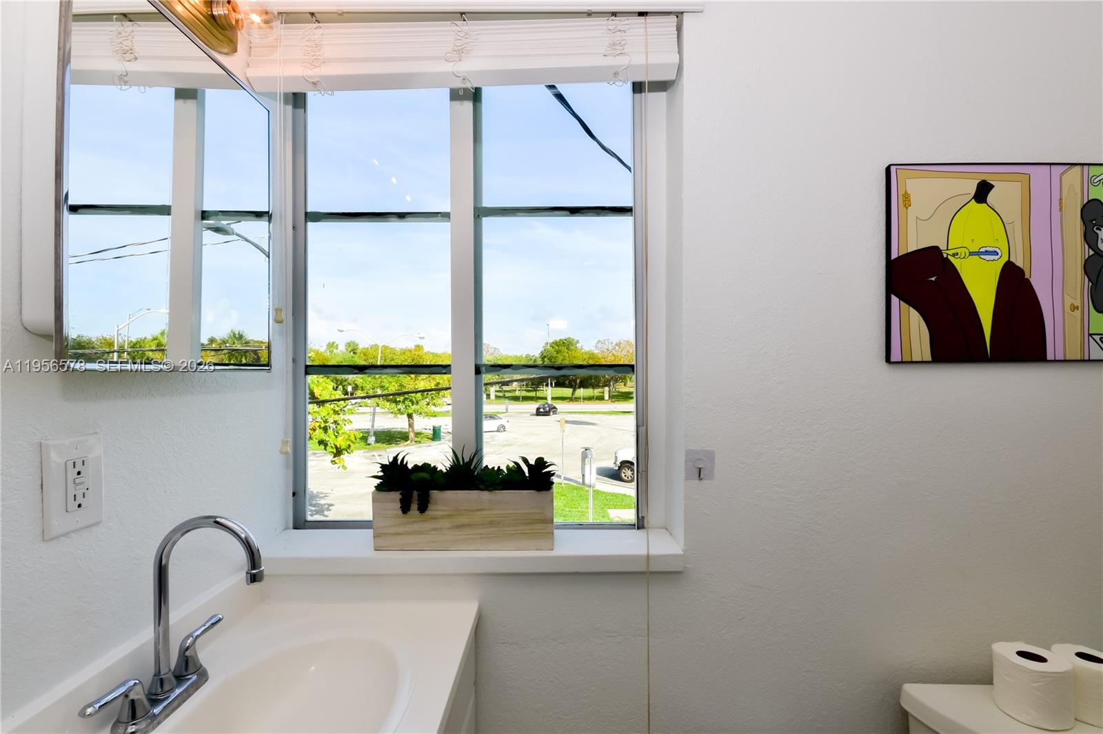 8415 Harding Avenue, Unit 19A Miami Beach, FL 33141 - Photo 8 of 12