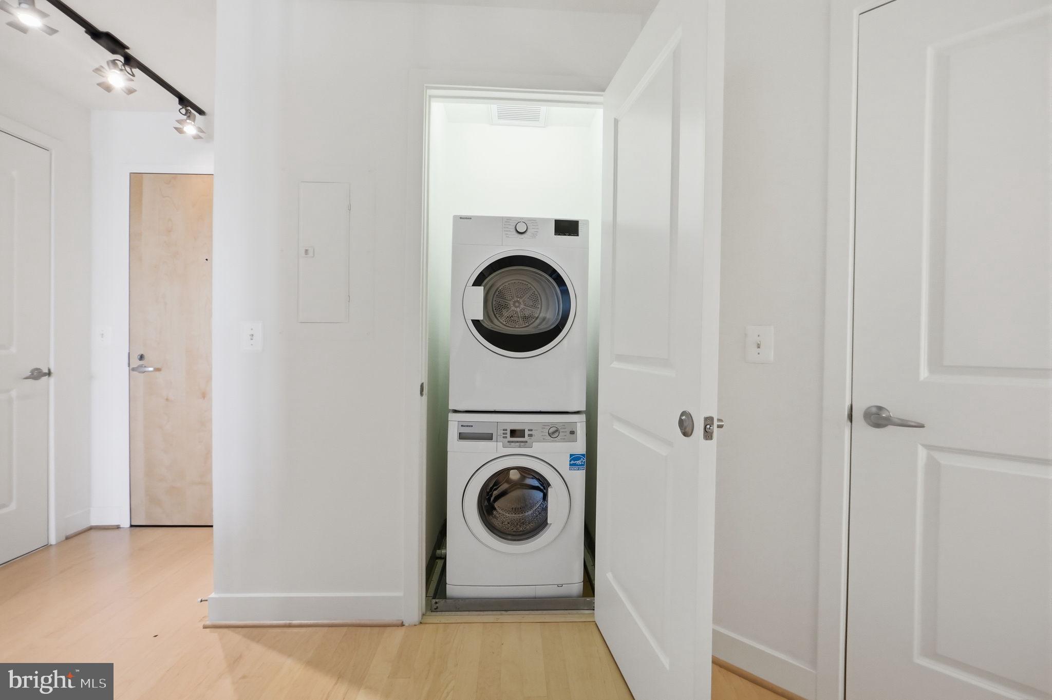 2125 14th Street Northwest, Unit 721 Washington, DC 20009 - Photo 17 of 27 In-unit full-sized washer and dryer