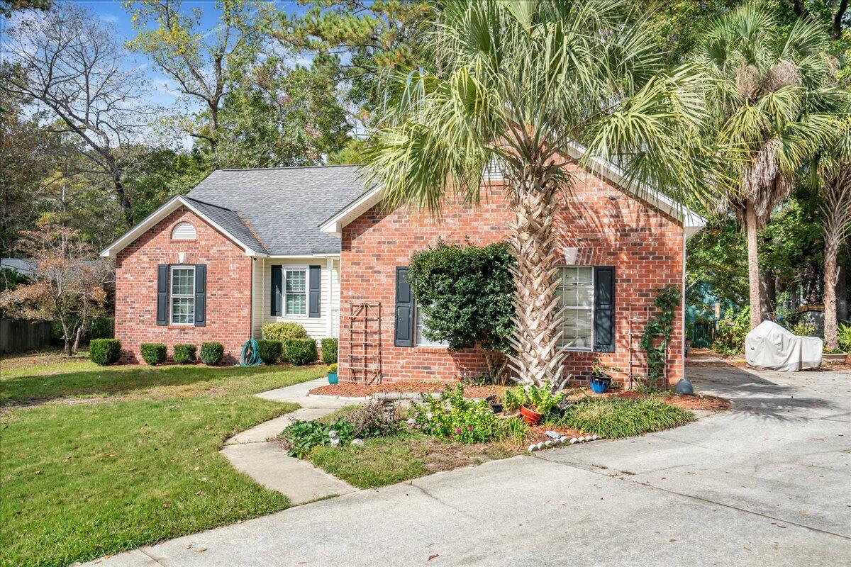 118 Long Bow Road Summerville, SC 29485 - Photo 1 of 42 04-SNY08627_1